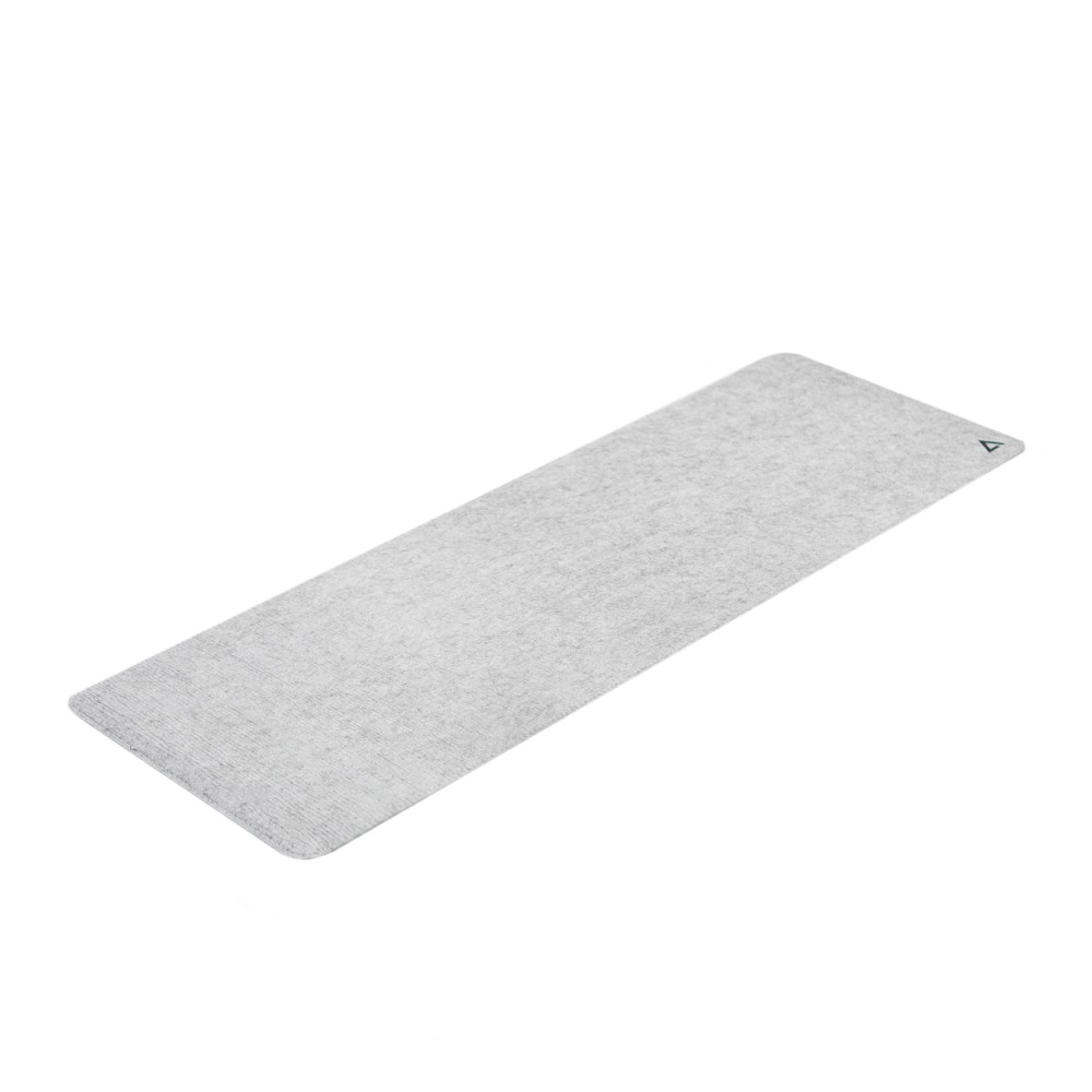 DELTAHUB Minimalistic Desk Mat Pelės Kilimėlis | M, Light Grey DELTAHUB Minimalistic Desk Mat Pelės Kilimėlis | M, Light Grey